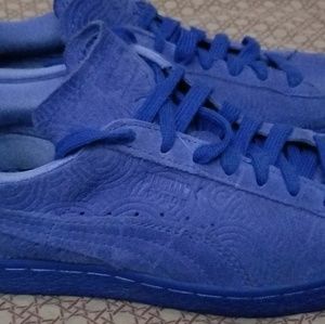 Puma sneakers